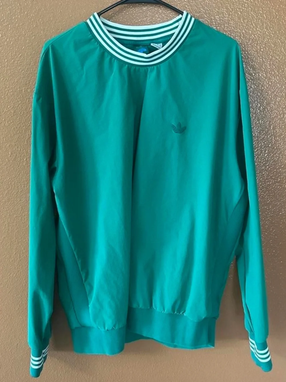adidas Green Rollinglinks Crewneck Sweatshirt (windbreaker like material)
